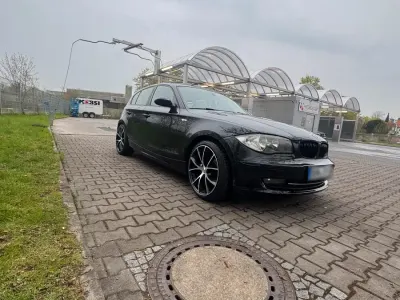 Brugt BMW 118 143 HK (105 kW) 2008 Sort Hatchback