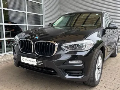 Gebraucht BMW X3 Advantage 190 PS (139 kW) 2018 Saphirschwarz metallic SUV