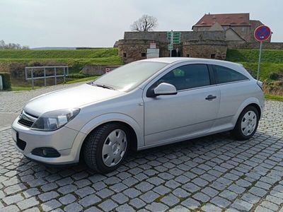 Opel Astra GTC