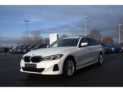 Weiss Gebraucht 2023 BMW 320 Kombi | 31.990 € (Guter Preis)