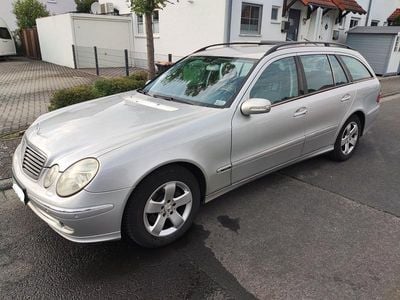 Mercedes E280