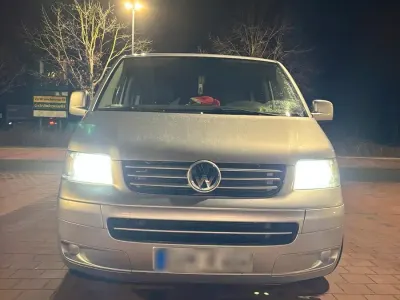 Gebraucht VW T5 131 PS (96 kW) 2008 Silber Van