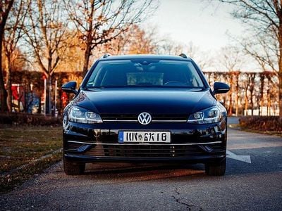 Usata VW Golf VII 150 CV (110 kW) 2020 Nero Station wagon