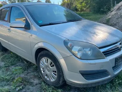 Gebraucht Opel Astra 102 PS (75 kW) 2005 Limousine