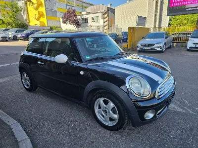 Gebraucht Mini ONE 98 PS (72 kW) 2010 Midnight black metallic Kleinwagen