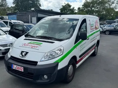 Gebraucht Peugeot Expert Avantage 90 PS (66 kW) 2012 Weiß Van