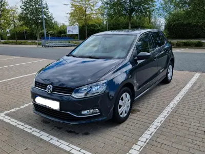 Gebraucht VW Polo 75 PS (55 kW) 2014 Grau Kleinwagen