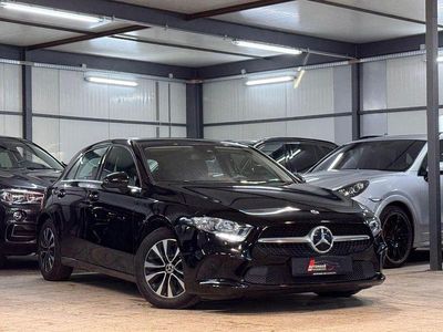 Usata Mercedes A180 116 CV (85 kW) 2019 Nero Berlina