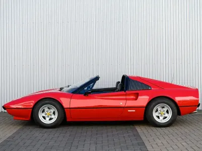 Second-hand Ferrari 308 205 CP (150 kW) 1980 Roșu Cabrio