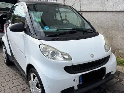 Gebraucht Smart ForTwo Coupé 61 PS (44 kW) 2009 Weiß Coupé
