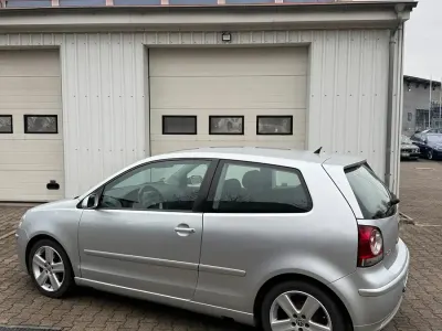 Gebraucht VW Polo 80 PS (58 kW) 2008 Silber Kleinwagen