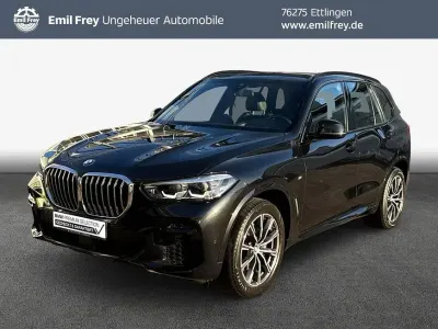 Gebraucht BMW X5 M Sport 286 PS (210 kW) 2022 Saphirschwarz metallic SUV