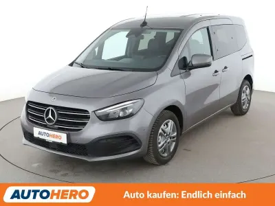 Gebraucht Mercedes T160 Style 95 PS (69 kW) 2024 Chromitgrau Van / Kleinbus