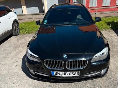 Gebraucht BMW 520 183 PS (134 kW) 2013 Schwarz Kombi