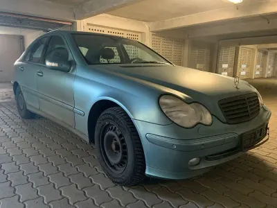 Gebraucht Mercedes C200 Elegance 163 PS (119 kW) 2001 Blau Limousine