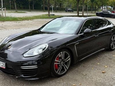 Porsche Panamera Turbo