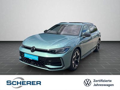 Second-hand VW Passat R-line 177 CP (130 kW) 2025 Verde Break