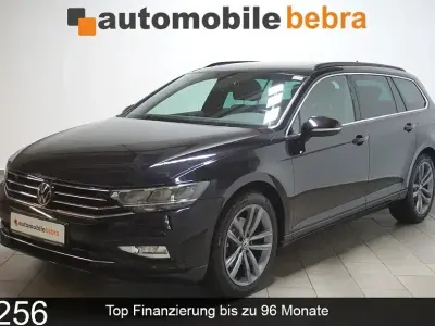 Gebraucht VW Passat Sport 218 PS (160 kW) 2022 Grau Kombi