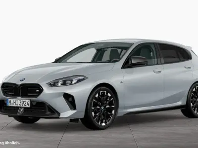 Gebraucht BMW M135 M Sport 317 PS (233 kW) 2025 Grau Kleinwagen