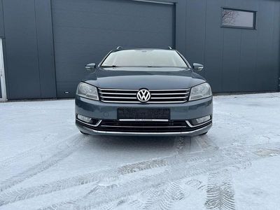 Gebraucht VW Passat Highline 122 PS (89 kW) 2012 Grau Kombi