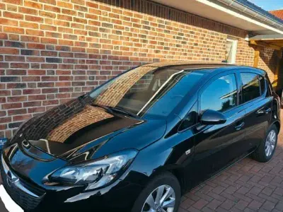 Używany Opel Corsa 90 KM (66 kW) 2018 Czarny Hatchback