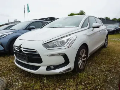 Gebraucht Citroën DS5 Sport Chic 163 PS (119 kW) 2012 Weiß Kleinwagen