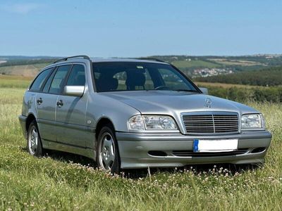 Mercedes C200