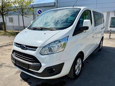Usata Ford Tourneo Titanium 155 CV (114 kW) 2015 Bianco Monovolume
