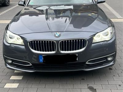 gebraucht BMW 520 d Luxury Line