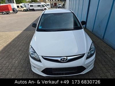 Second-hand Hyundai i30 Classic 90 CP (66 kW) 2012 Alb Berlinǎ