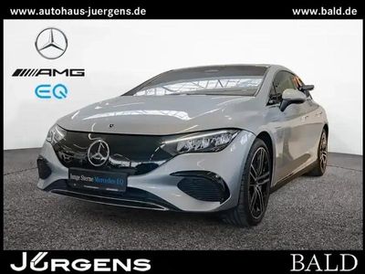 Gebraucht Mercedes EQE300 Electric Art 180 kW (245 PS) 2024 Silber hightech silver metall Limousine