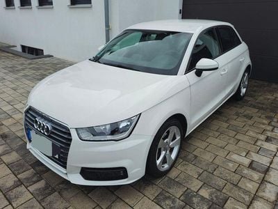 Weiß Gebraucht 2017 Audi A1 Sportback Kleinwagen | 14.000 € (Fairer Preis)