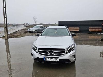 Gebraucht Mercedes GLA200 AMG line 136 PS (100 kW) 2015 Grau SUV