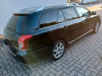 Gebraucht Toyota Avensis Team 177 PS (130 kW) 2008 Schwarz Kombi
