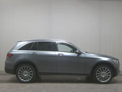 Gebraucht Mercedes GLC300e AMG line 306 PS (225 kW) 2022 Grau SUV