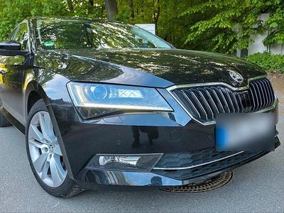 Gebraucht Skoda Superb 280 PS (205 kW) 2017 Schwarz Limousine
