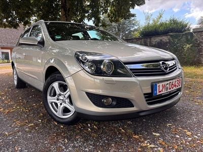 Grau Gebraucht 2009 Opel Astra Kombi | 5.999 € (Teuer)