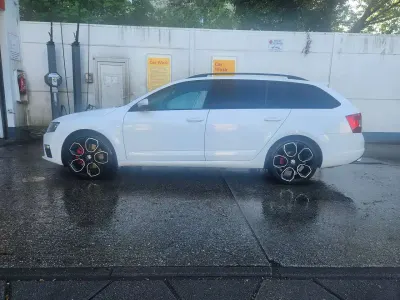 Gebraucht Skoda Octavia RS 184 PS (135 kW) 2014 Weiß Kombi