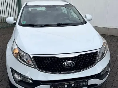Gebraucht Kia Sportage Attract 135 PS (99 kW) 2015 Weiß SUV