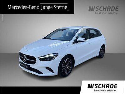 Weiß Gebraucht 2024 Mercedes B180 Progressive Van / Kleinbus | 30.650 € (Fairer Preis)