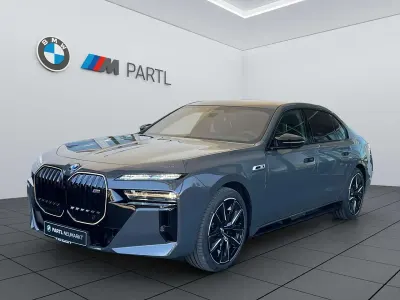 Neu BMW M760e Executive 571 PS (419 kW) 2026 Bmw individual dravitgrau Limousine