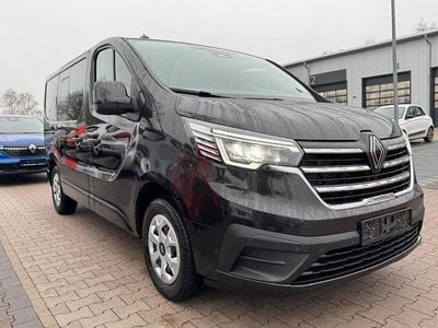 Schwarz Gebraucht 2024 Renault Trafic Van / Kleinbus | 34.990 € (Guter Preis)