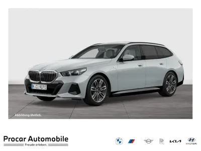 Gebraucht BMW 550e M Sport 489 PS (359 kW) 2025 Grau Kombi