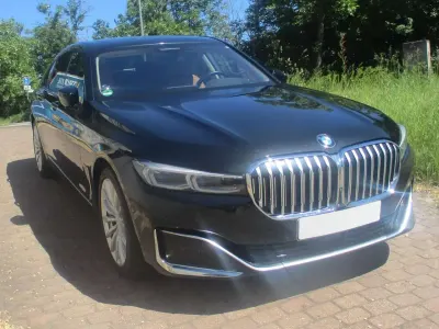 Gebraucht BMW 740 340 PS (250 kW) 2021 Schwarz Limousine