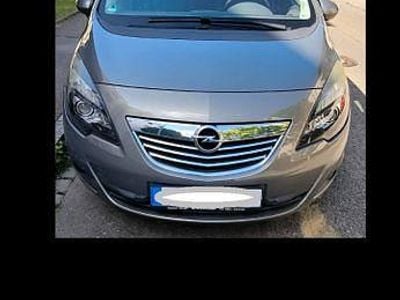 Gebraucht Opel Meriva Innovation 101 PS (74 kW) 2012 Van / Kleinbus