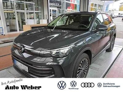 Grau Gebraucht 2024 VW Tiguan IQ Drive SUV | 33.270 € (Guter Preis)