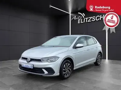 Gebraucht VW Polo Life 80 PS (58 kW) 2021 Reflexsilber metallic Kleinwagen