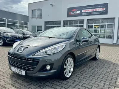 Gebraucht Peugeot 207 CC Allure 120 PS (88 kW) 2013 Grau Cabrio