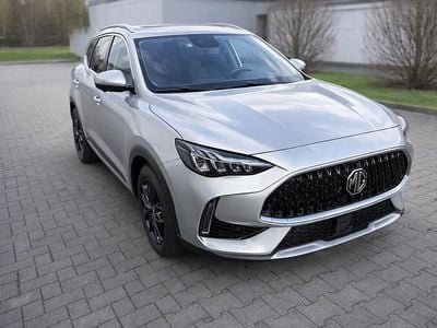 Usata MG HS Luxury 119 CV (87 kW) 2024 Argento SUV