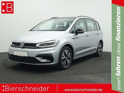 Silber Gebraucht 2024 VW Touran Highline Van / Kleinbus | 35.440 € (Fairer Preis)